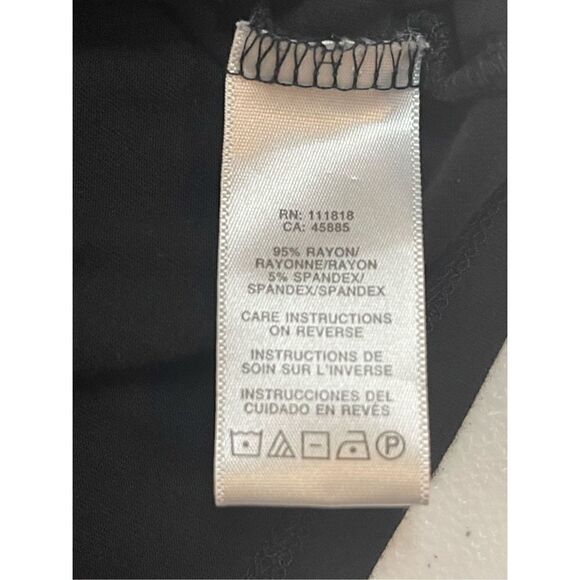 Michael Michael women’s 1X black sleeveless blouse with built in necklace - Picture 5 of 7